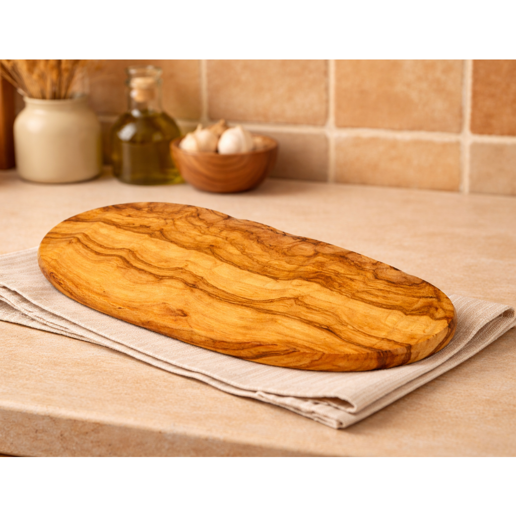 OILVE WOOD CHOPPING BOARD SHAPLESS