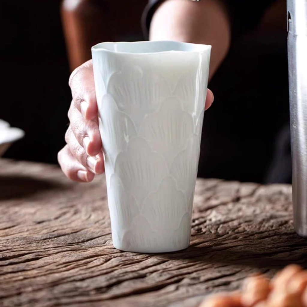 Carved Cloud Porcelain Water Cup